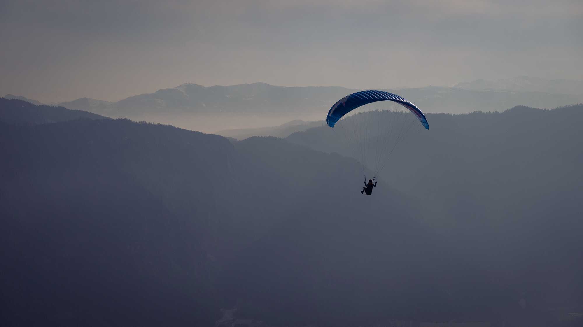 caldonazzo-falling.jpeg