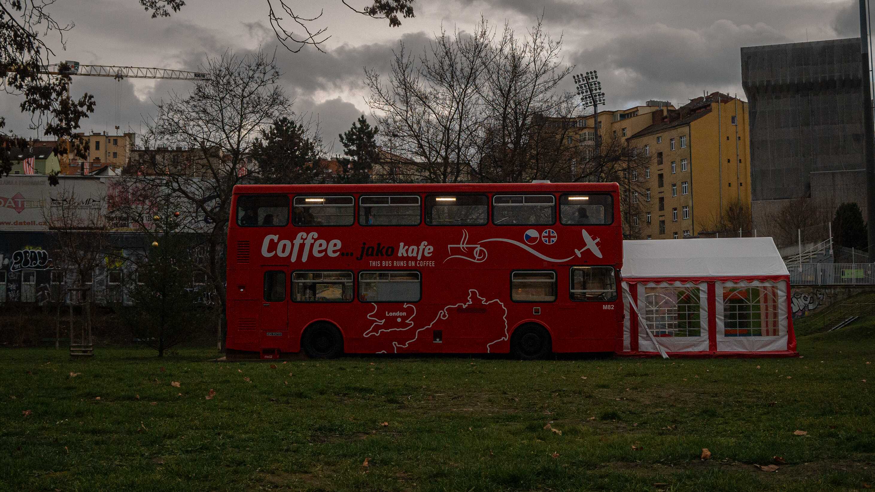 prague-bus.jpeg