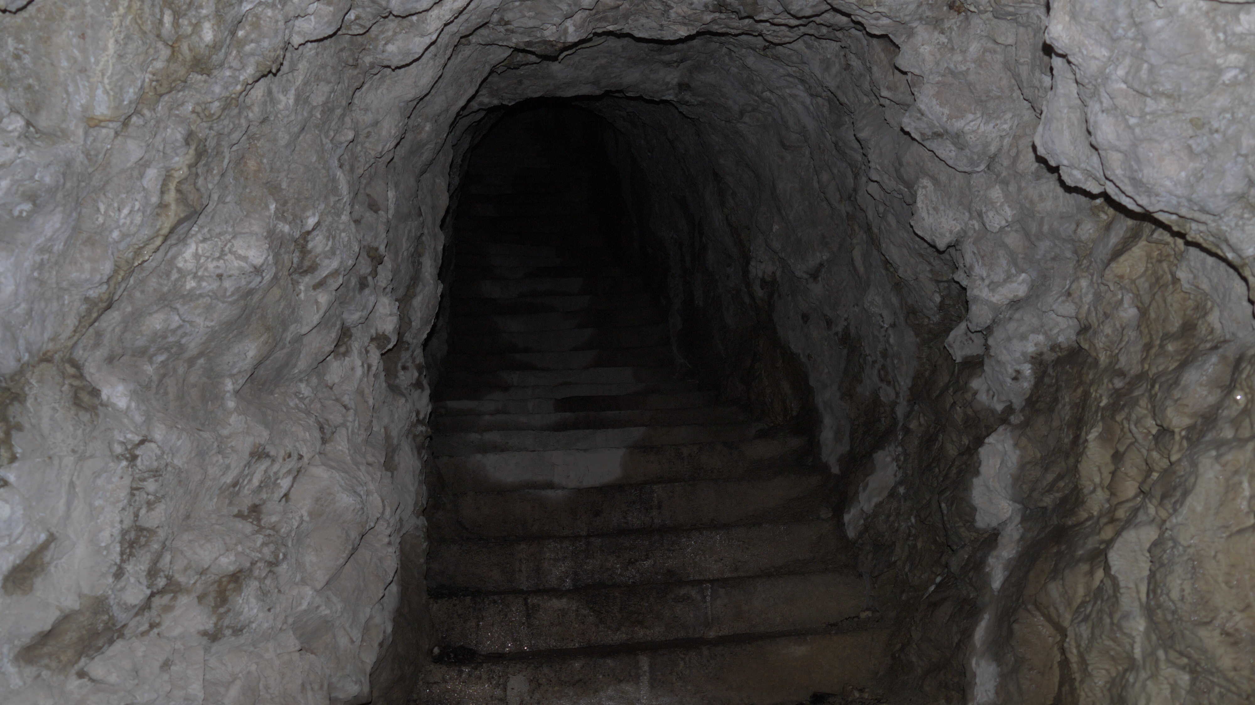 mount-celva-100-steps.JPG